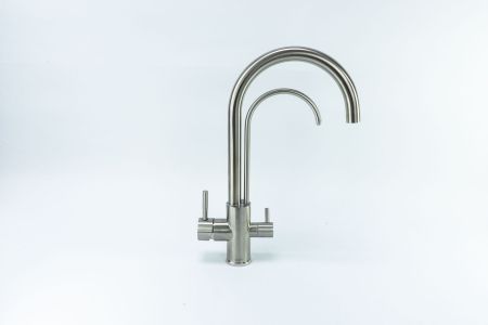 Смеситель для кухонной мойки под фильтр питьевой воды Fmark FS0162
